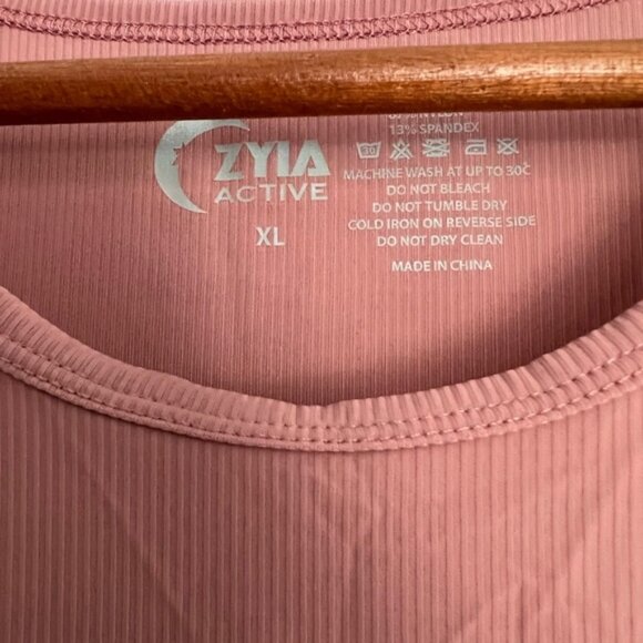 Zyia Active Poppy Premium Tank - Picture 3 of 3